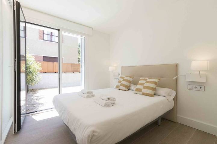 Appartamento intero, Brunet I | The Rentals Collection in Playa de la Concha, San Sebastian