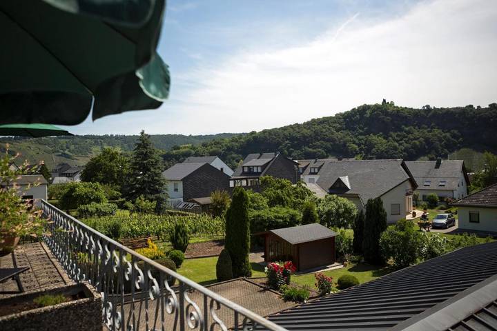 B&B für 4 Personen, mit Balkon und Garten sowie Ausblick an der Mosel - 3