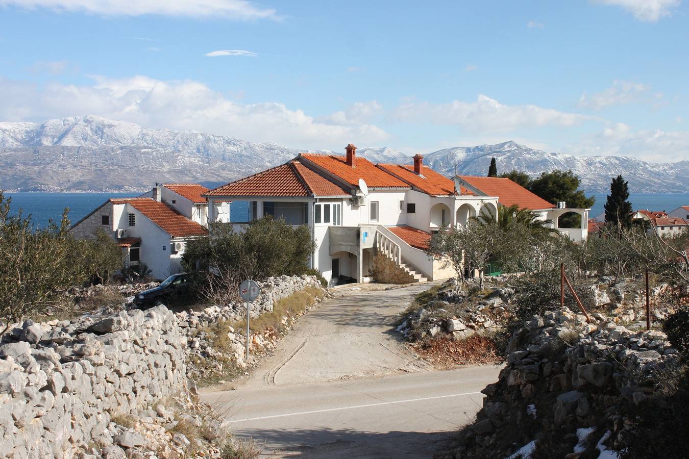 Apartamento entero, Apartamento para dos personas con terraza y vista al mar Supetar, Brac -a in Supetar, Brac