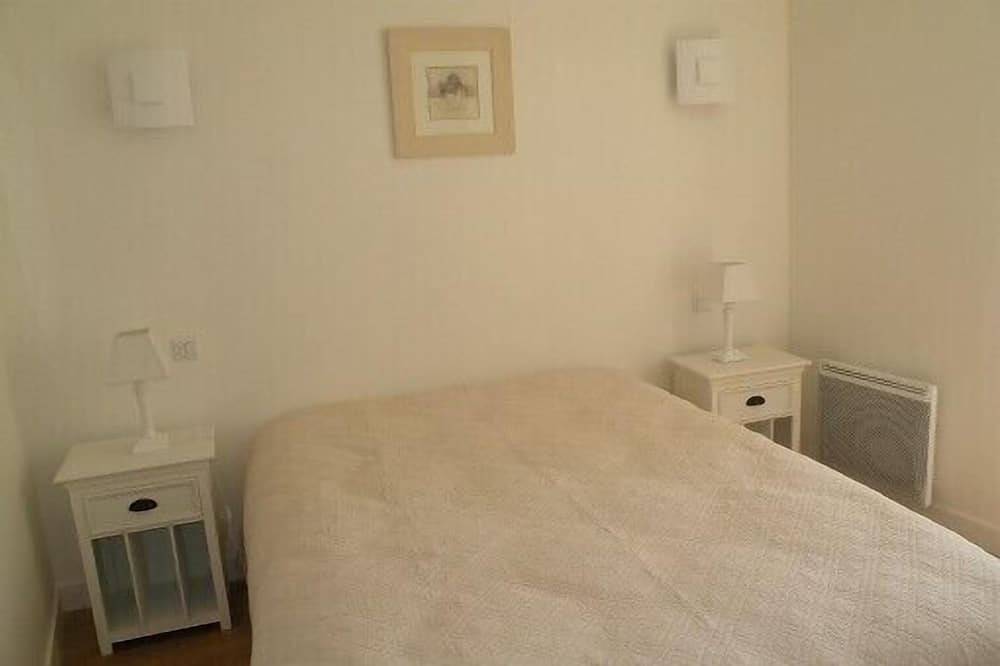 Appartement entier, Perros Guirec, dans le charmant secteur de Ploumanac'h, in Ploumanac'h, Perros-Guirec