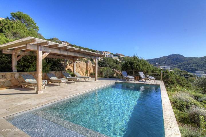 Gîte für 8 Personen, mit Terrasse und Pool sowie Garten auf Korsika - 2