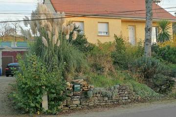Gîte pour 6 personnes, avec terrasse et jardin à Chassey-le-Camp