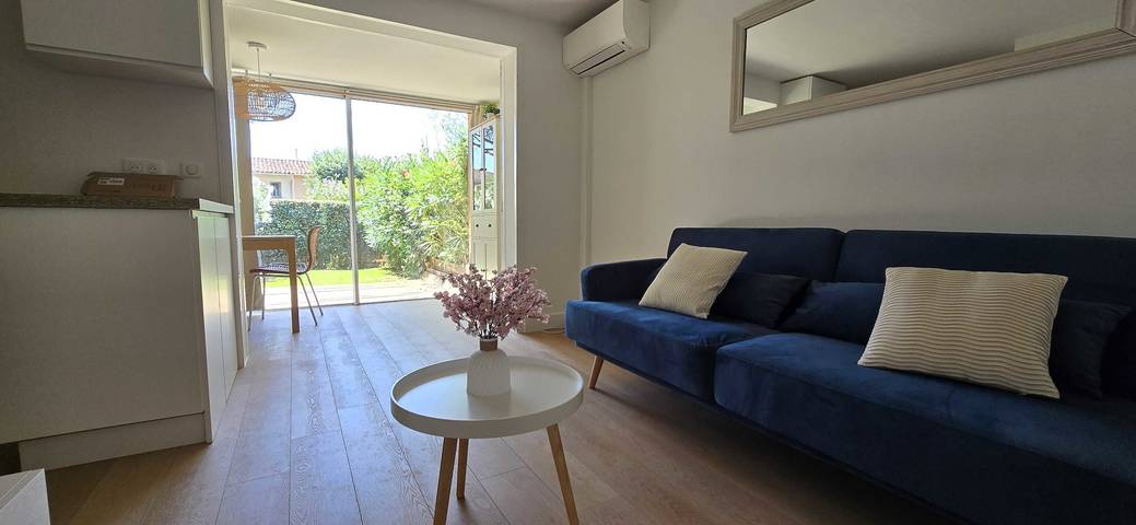Location de vacances pour 3 personnes, avec jardin et piscine dans Port Cogolin