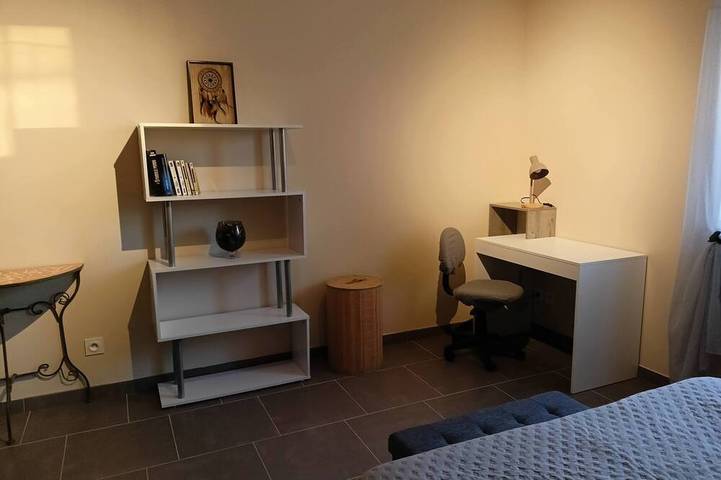 Location de vacances pour 2 personnes, avec terrasse à Villemoustaussou - 4