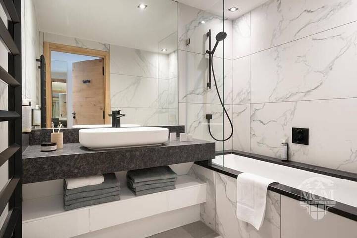 Appartement de vacances pour 6 personnes, avec Balcon et Jacuzzi ainsi que Piscine et Sauna