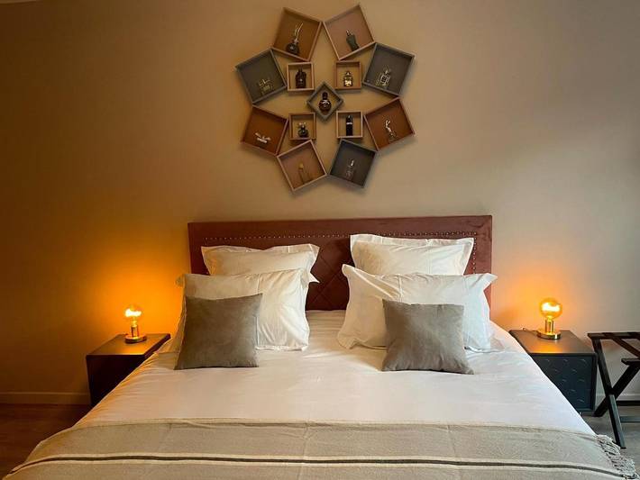 Maison d’hôte pour 2 personnes, avec jacuzzi et jardin ainsi que piscine et terrasse dans les Alpes maritimes - 4