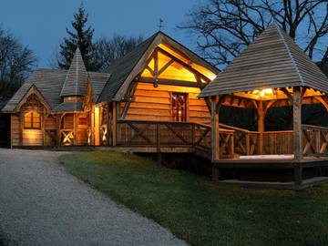 Gîte pour 6 personnes, avec jacuzzi dans Côte-d'Or