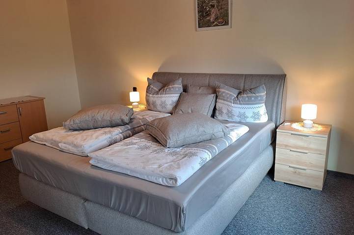 Ferienwohnung für 4 Personen, mit Terrasse und Garten in Fladungen - 2