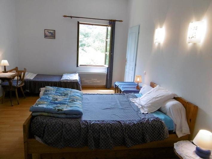 Location de vacances pour 6 personnes, avec jardin et piscine, adapté aux familles à Valaurie - 4