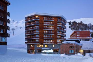 Gîte pour 4 personnes, avec sauna et balcon à Mâcot-la-Plagne