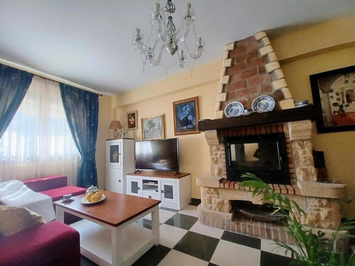 Appartement entier, Holiday Home in Frigiliana Road, Frigiliana