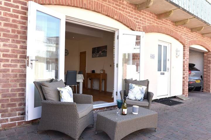 Log cabin for 3 people, with Terrace in Eastbourne