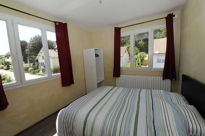 Gîte pour 6 personnes, avec balcon à Clairvaux-les-Lacs - 2