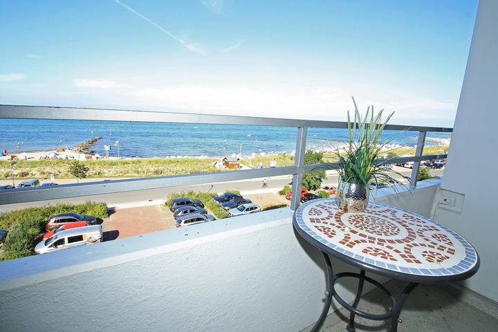 Ferienwohnung für 2 Personen, mit Balkon und Seeblick in Heiligenhafen - 2