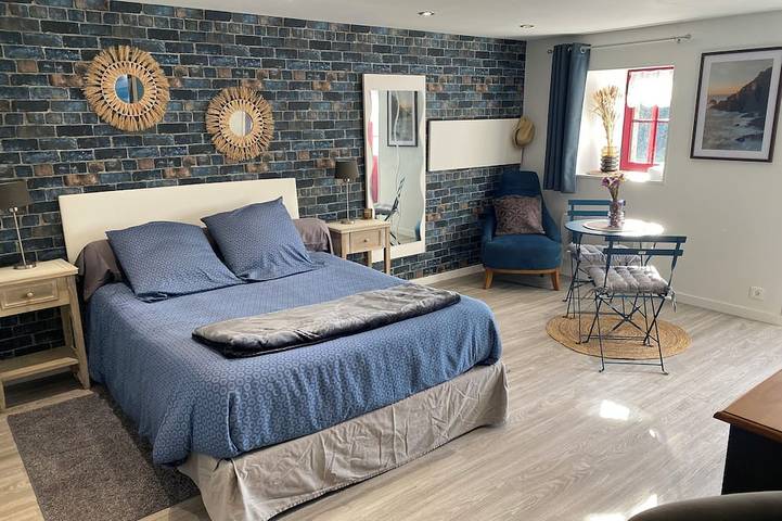 Gîte pour 8 personnes, avec jardin à Grand-Champ - 2