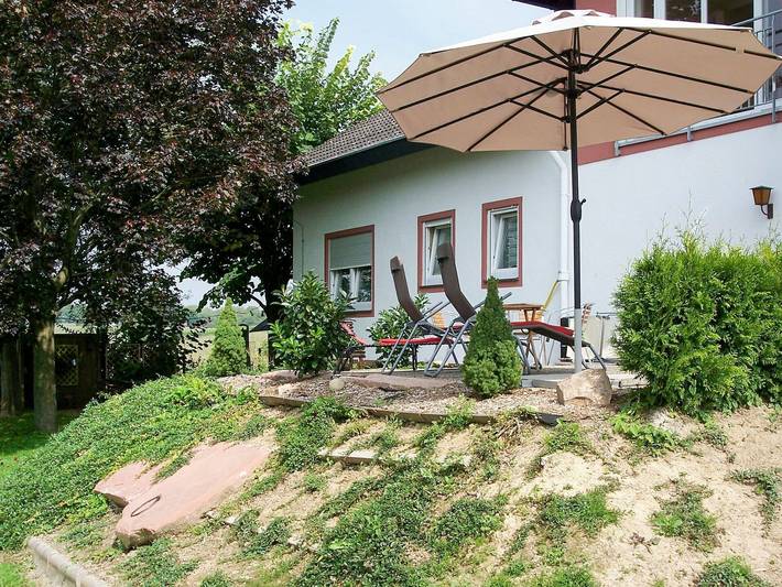 Ferienwohnung für 6 Personen, mit Balkon und Terrasse sowie Garten in Friesenheim - 3