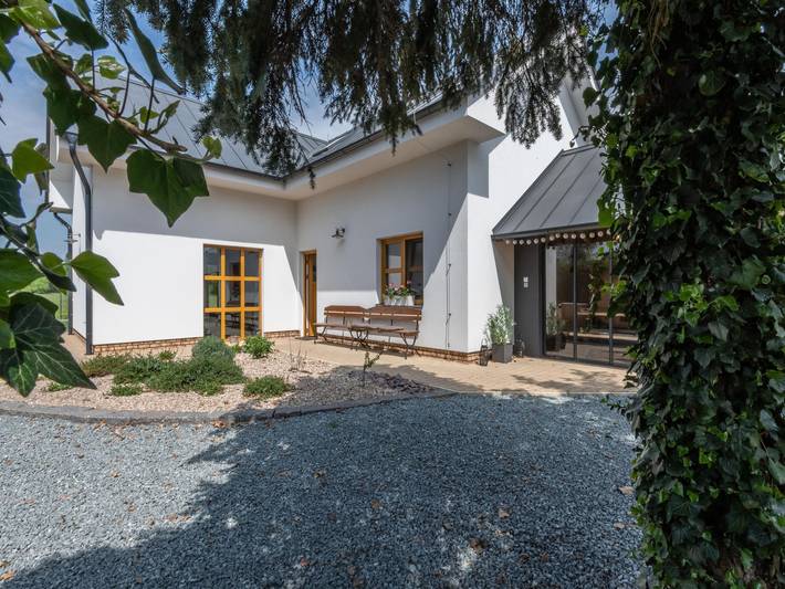 Villa für 10 Personen, mit Sauna und Garten sowie Whirlpool und Terrasse - 1