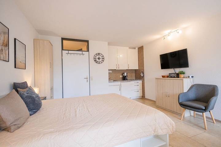 Ferienwohnung für 3 Personen, mit Terrasse in Immenstaad am Bodensee - 3