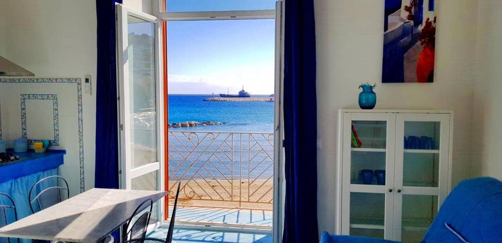 Gîte pour 2 personnes, avec balcon et vue à Ponza - 2