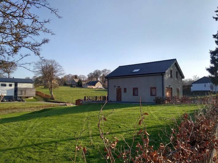 Location de vacances pour 6 personnes, avec Terrasse ainsi que Jardin et Vue dans Wévercé