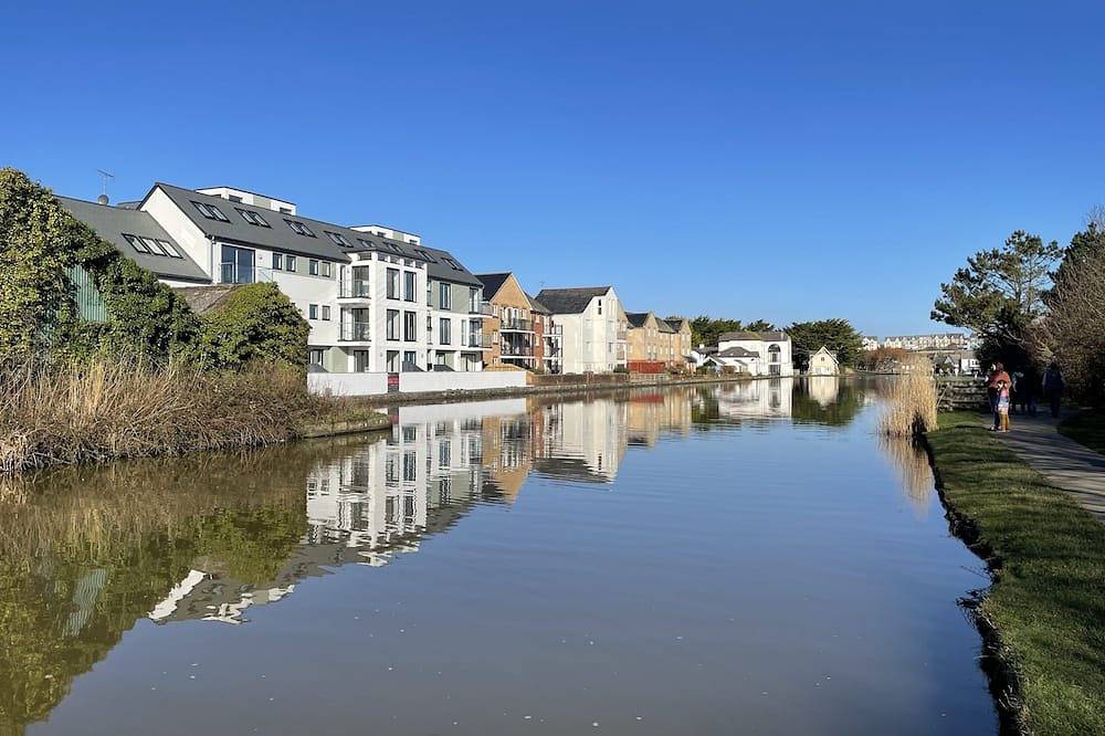 Apartamento entero, 2 Bedroom Canalside Apartment in Bude, Walking Distance to Sandy Beach and Town in Bude, Cornualles