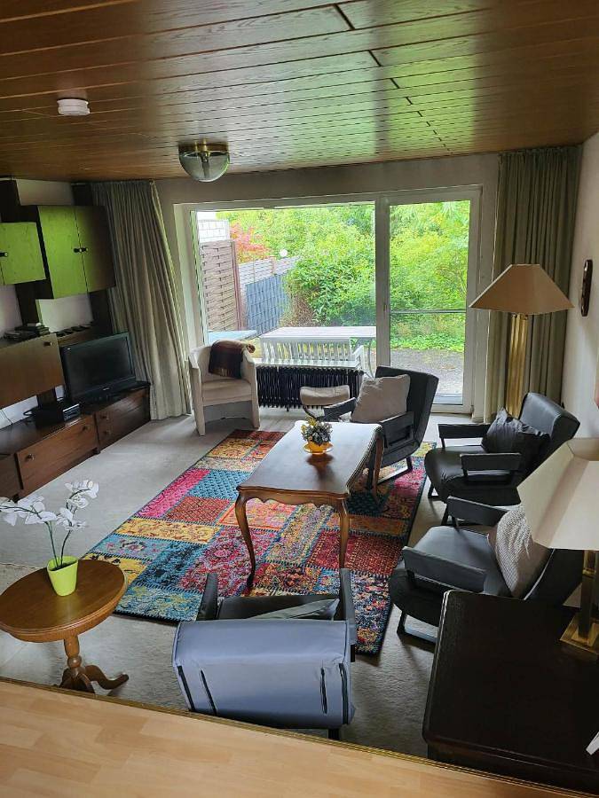 Entire house, quiet city location, garden, parking in Bielefeld, Nordrhein-Westfalen