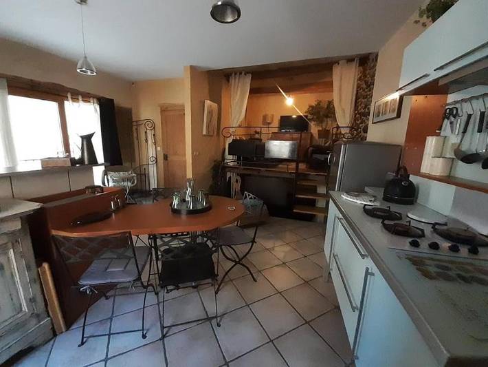 Gîte pour 5 personnes, avec terrasse, animaux acceptés à Péret - 2