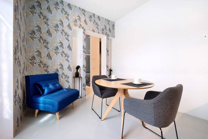 Hel lägenhet, Apartment 'Dimora Lierna' with Private Garden, Wi-Fi and Air Conditioning in Lecco, Västra Bergamo-alperna