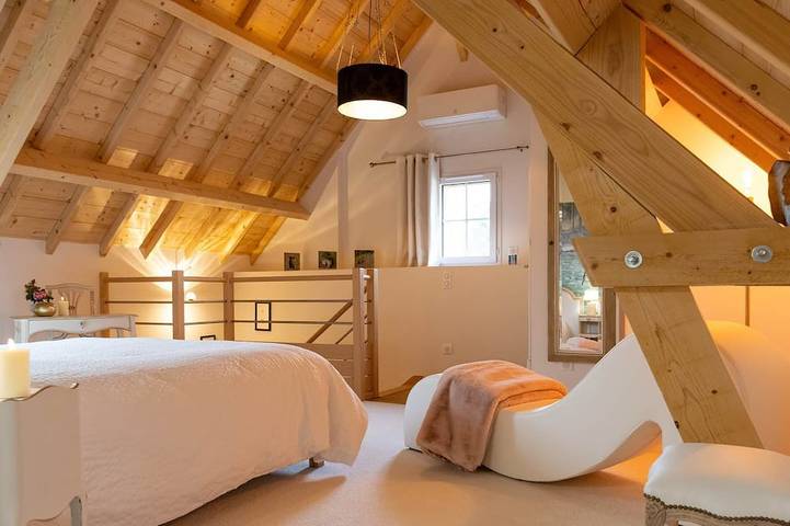 Location de vacances pour 3 personnes, avec jacuzzi, animaux acceptés à Fléré-la-Rivière - 2