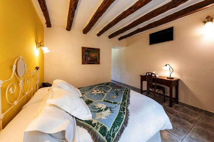 Hotel para 10 personas, con jardín y terraza en L'Alcoià - 2