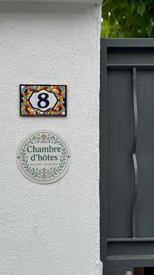 Maison d'hôte Augeard in Colombes, Hauts-de-Seine