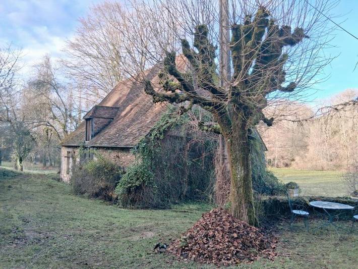 Location de vacances pour 7 personnes, avec vue et jardin à Cherveix-Cubas - 3