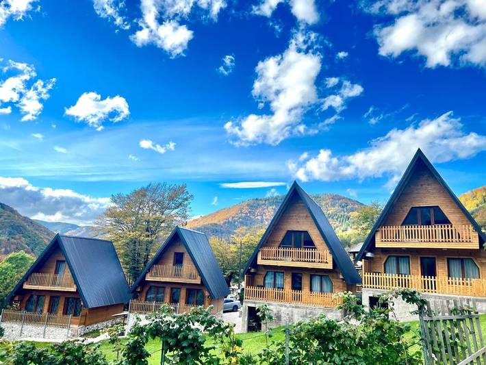 Villa für 6 Personen, mit Garten und Ausblick in Kosovo