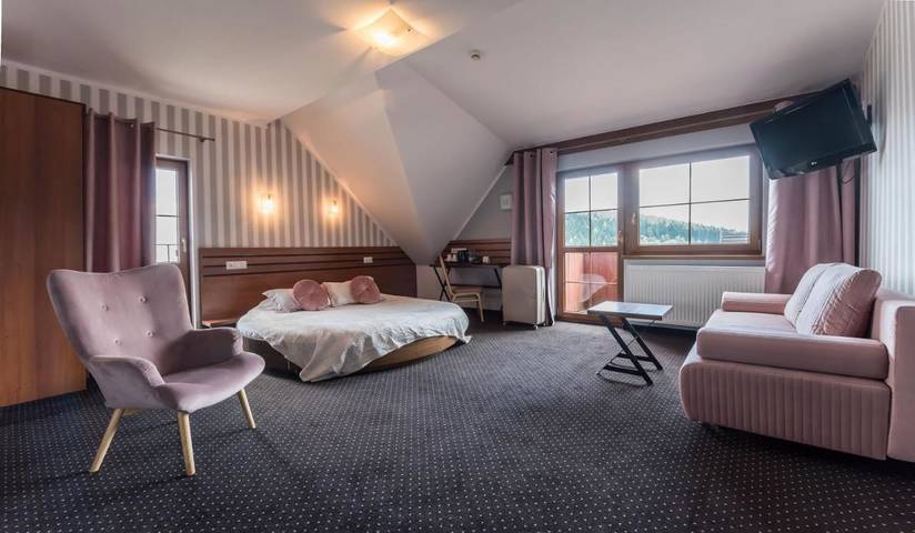 Hôtel pour 4 personnes, avec Terrasse et Jacuzzi ainsi que Jardin et Bassin pour enfant à Stryszawa - 4