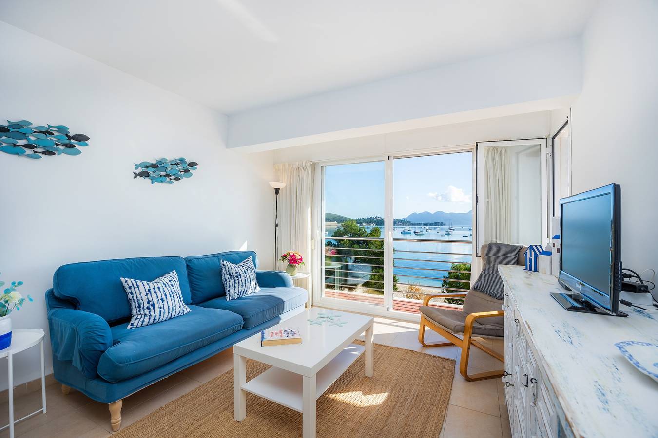 Appartamento intero, Appartamento 'Tonia' con vista mare, Wi-Fi e aria condizionata in Port de Pollença, Pollença