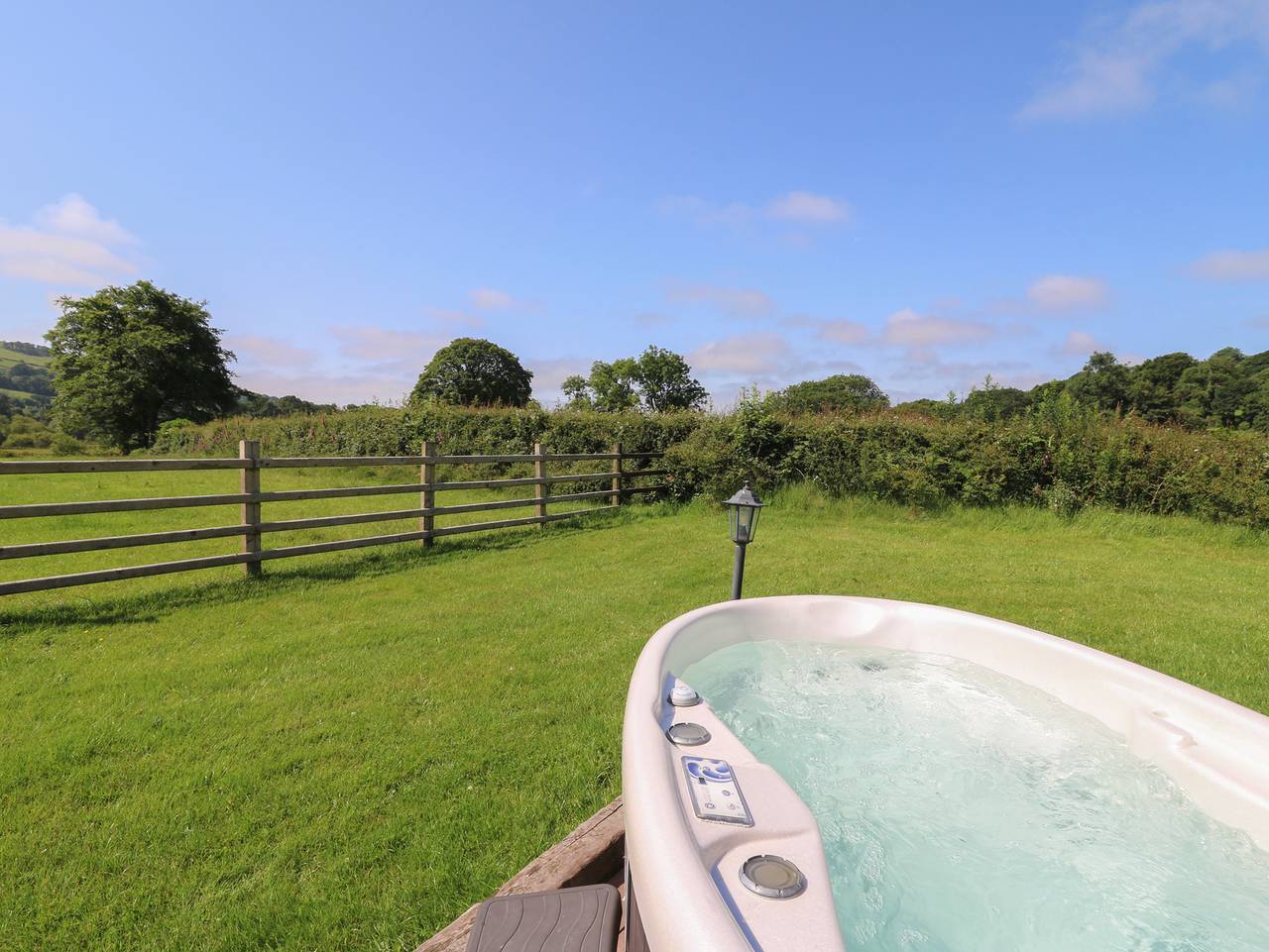 Bwthyn Bach Brefi in Ceredigion