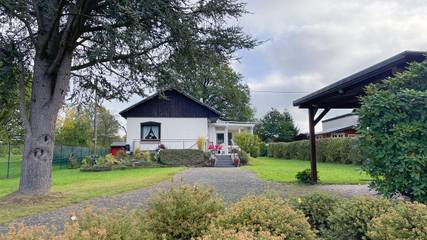 Ferienhaus für 3 Personen, mit Garten und Terrasse sowie Ausblick, mit Haustier in Bonn und Umgebung