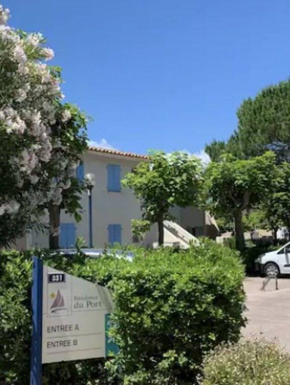 Gîte pour 4 personnes, avec terrasse et jardin, animaux acceptés à Cogolin - 2