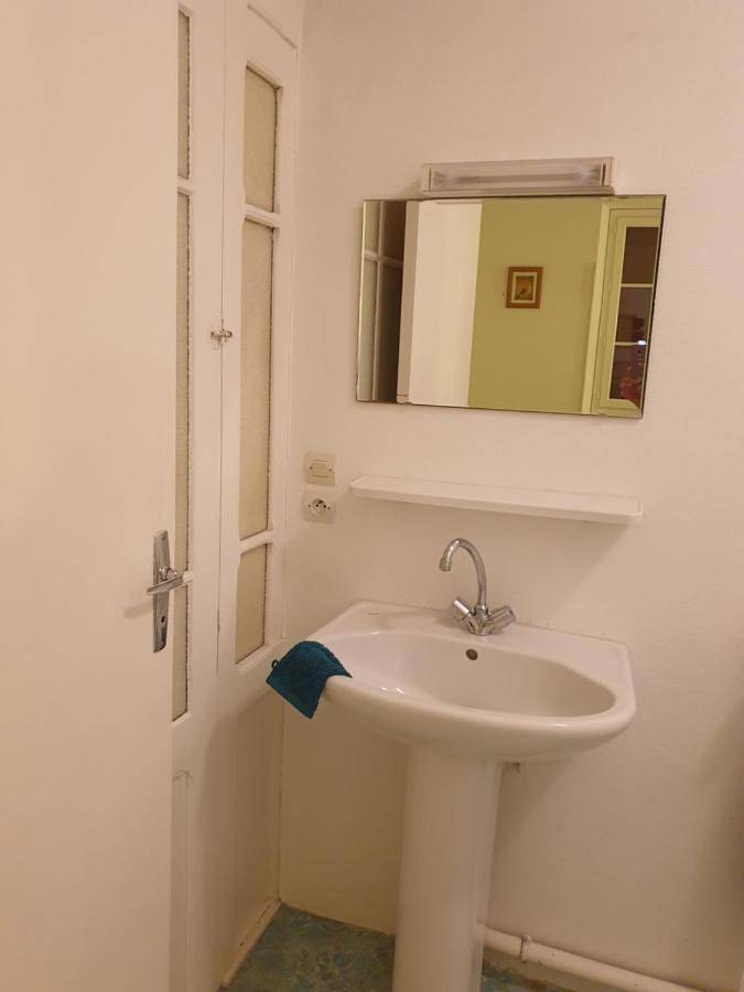 Economy Single Room in Mugron, Région de Dax