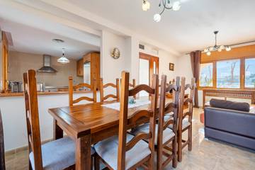 Chalet para 9 Personas en Berge, Provincia de Teruel, Foto 4