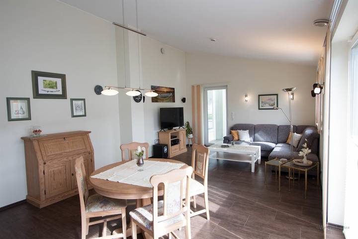 Ferienhaus für 2 Personen, mit Garten und Terrasse an der Mosel