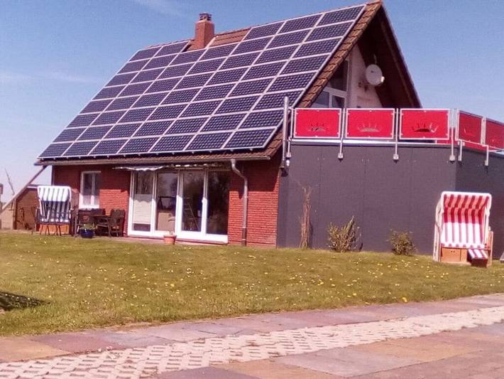 Ferienhaus für 4 Personen, mit Garten und Sauna in Altharlingersiel