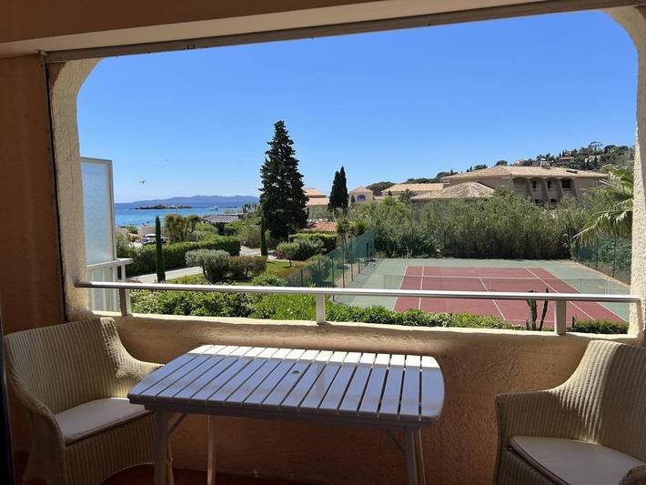 Gîte pour 6 personnes, avec terrasse et vue dans Plage Saint-Clair - 3