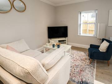 Apartment for 4 People in Melcombe Regis, Weymouth, Photo 3