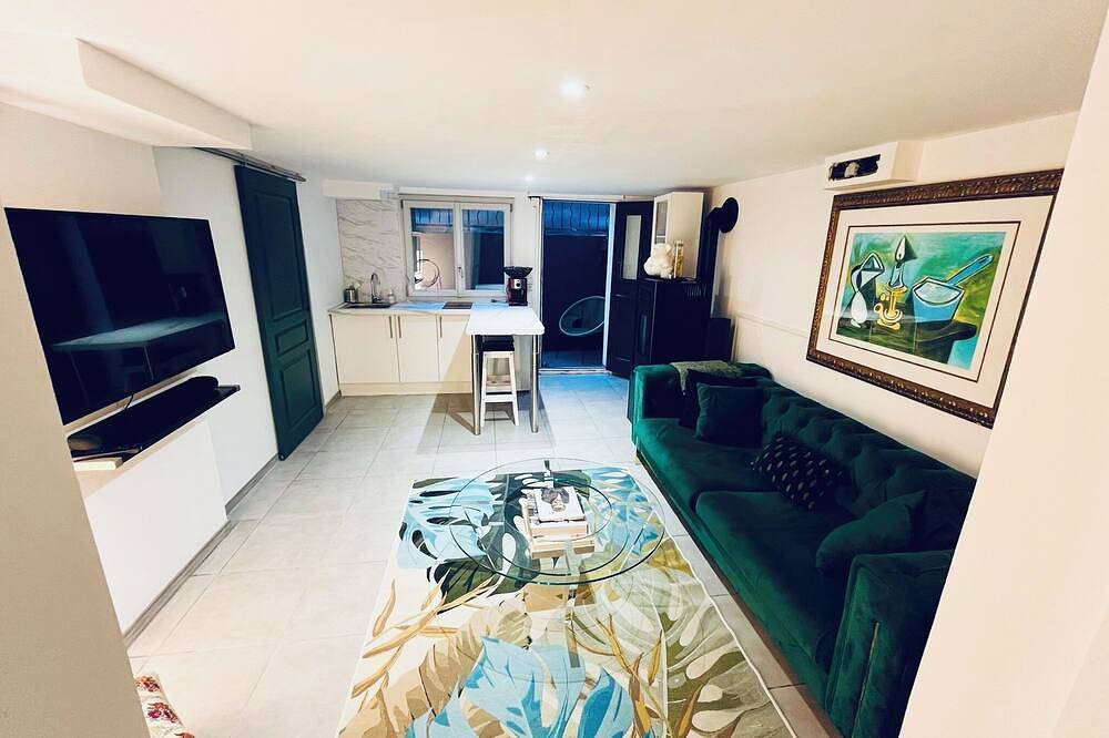 Apartamento entero, Calm and Cozy apartment Charles de Gaulle airport- Exhibition center  in Tremblay-en-France, Sena-Saint Denis