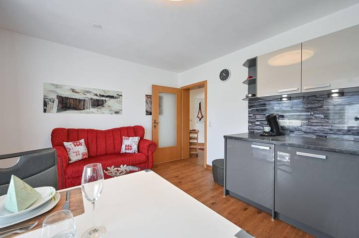 Ferienwohnung für 2 Personen, mit Ausblick und Balkon bei Neuschwanstein - 4