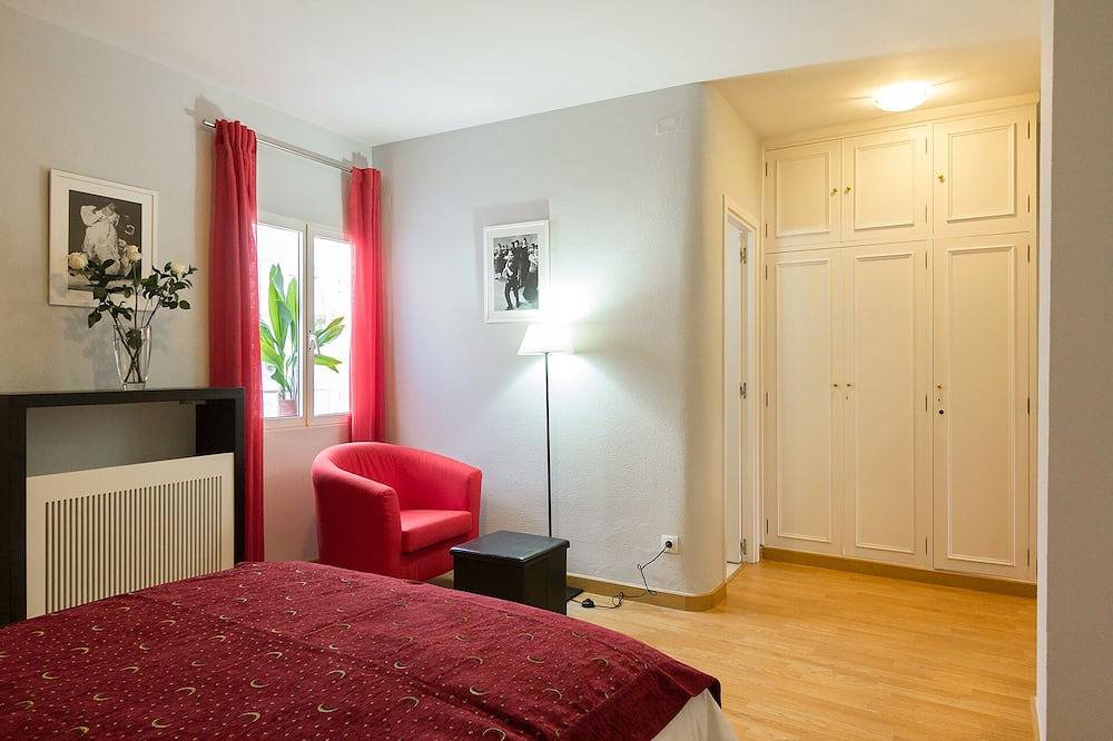 Ganze Wohnung, Santa Cruz Terrasse. 1 Schlafzimmer, Terrasse in Casco Antiguo, Sevilla