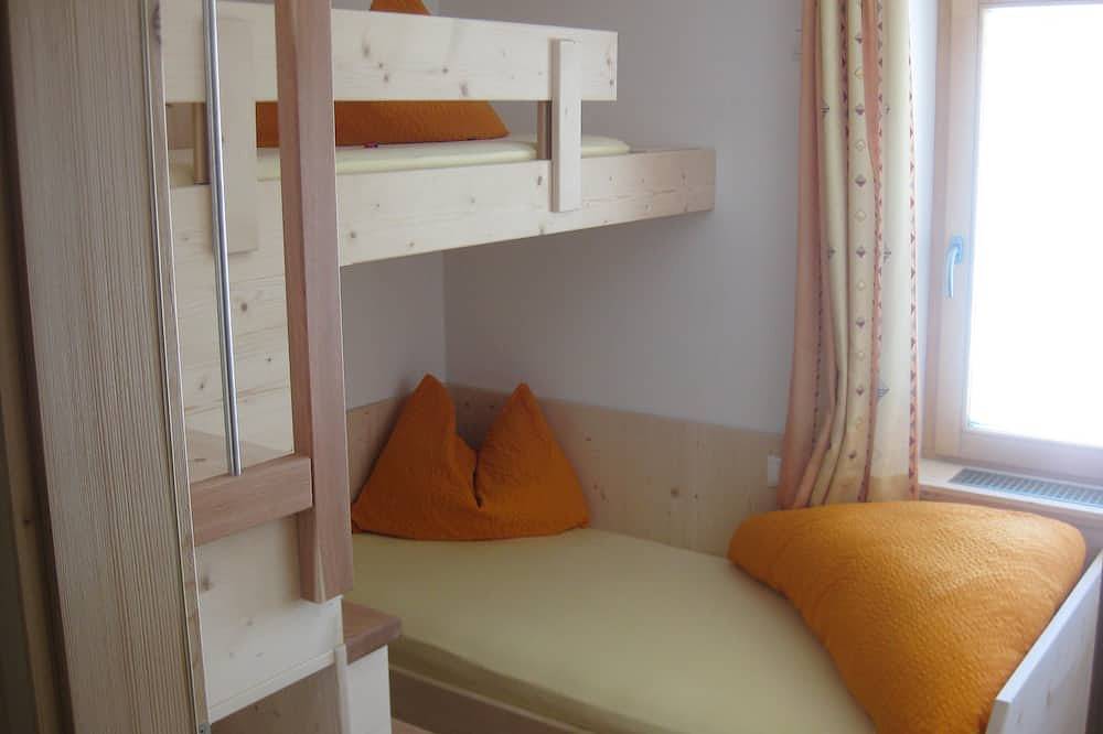 Alpen Suite- Neue Ferienwohnung in traumhafter Lage mit herrlichem Panoramablick in Melag, Graun