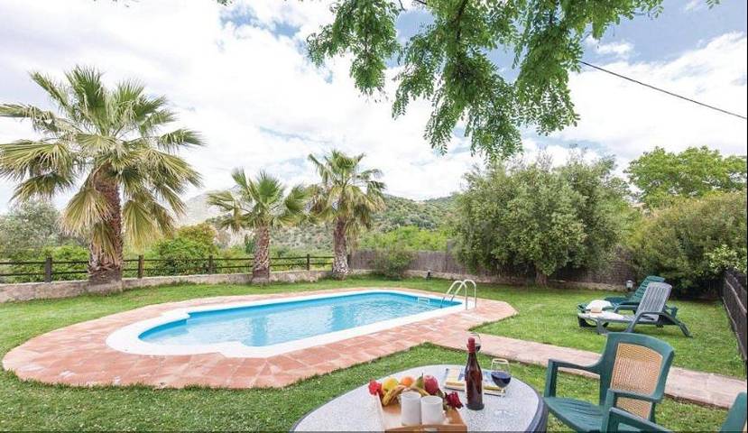 Casa rural para 4 personas, con Terraza además de Jardín y Piscina en Algodonales