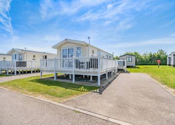 Glamping for 8 People in Skegness, Lincolnshire, Photo 3